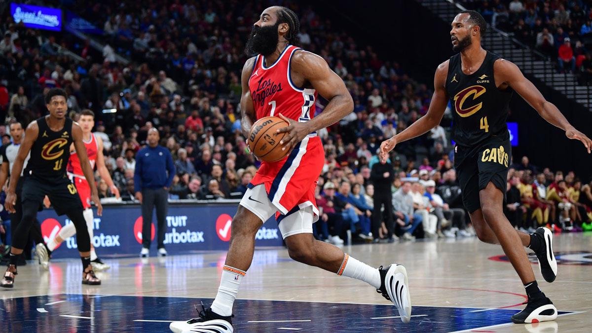 哈登第17次进季后赛：大胡子改写历史，骑士金州封杀